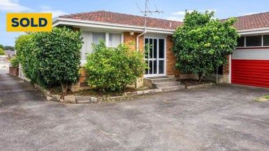  at 2/218 Shirley Road, Papatoetoe, Auckland