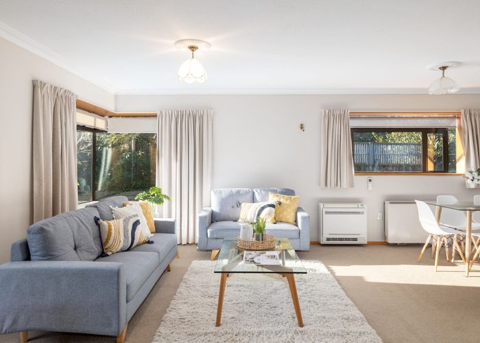  at 2/47A Main Road, Redcliffs, Christchurch