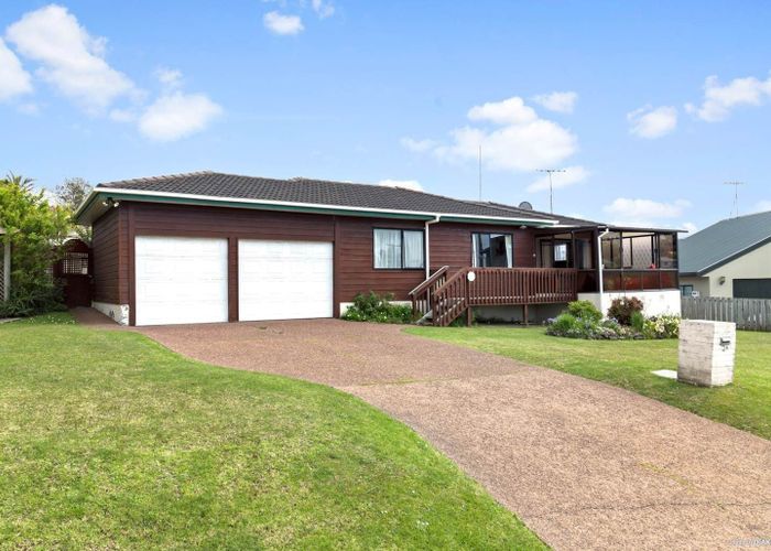  at 2a Langton Road, Stanmore Bay, Rodney, Auckland
