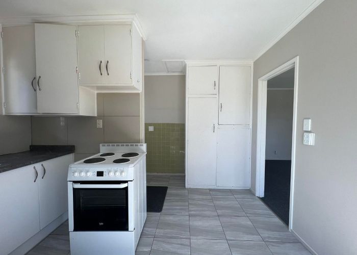  at 1/115 McLeod Road, Te Atatu South, Waitakere City, Auckland