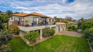  at 38 Brooke Ridge Rise, East Tamaki Heights, Auckland