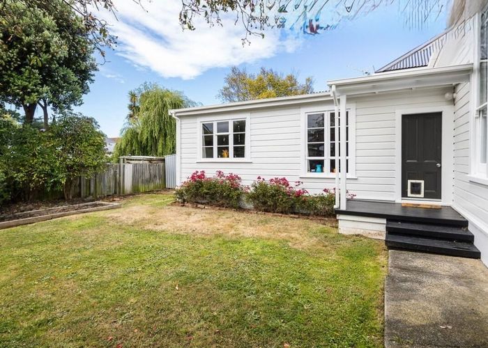  at 23B Royal Crescent, Saint Kilda, Dunedin, Otago