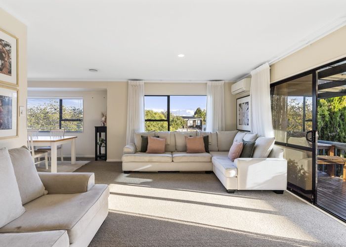  at 1/6 Antrim Grove, Bayview, Auckland