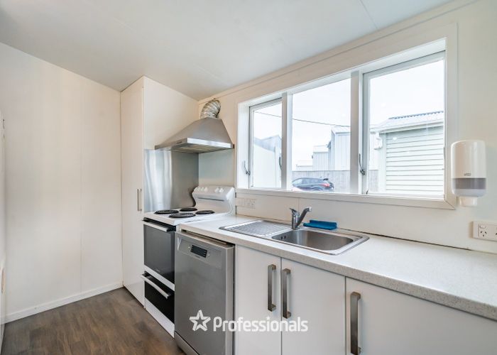  at 163 Coutts Street, Rongotai, Wellington, Wellington
