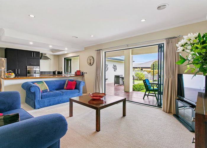  at 6 Carpentras Way, Nukuhau, Taupo