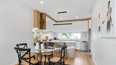  at 4/26 Buscomb Avenue, Henderson, Auckland