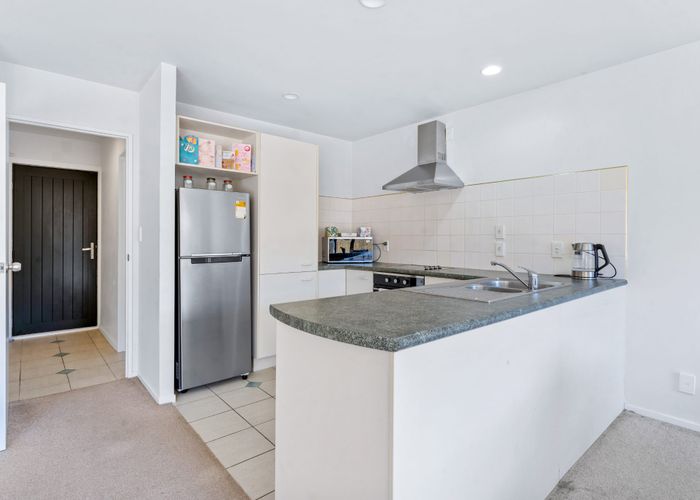  at 8/36 John Jennings Drive, Oteha, Auckland