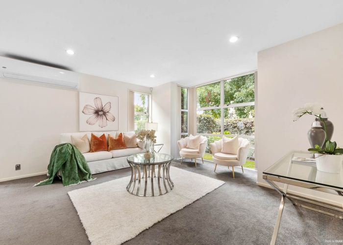  at 174 Porchester Road, Takanini, Auckland