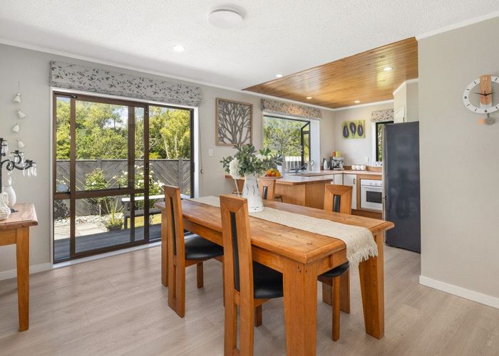  at 310A Main Road, Tawa, Wellington
