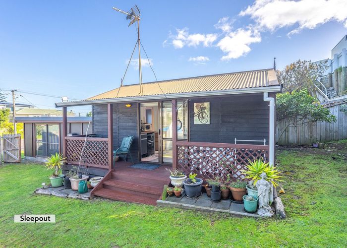  at 14 Koromiko Street, Otaki Beach, Kapiti Coast, Wellington