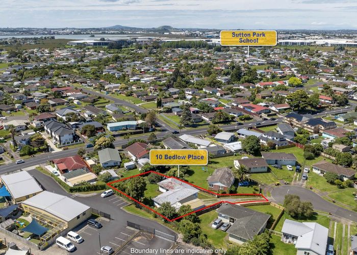  at 10 Bedlow Place, Mangere East, Auckland