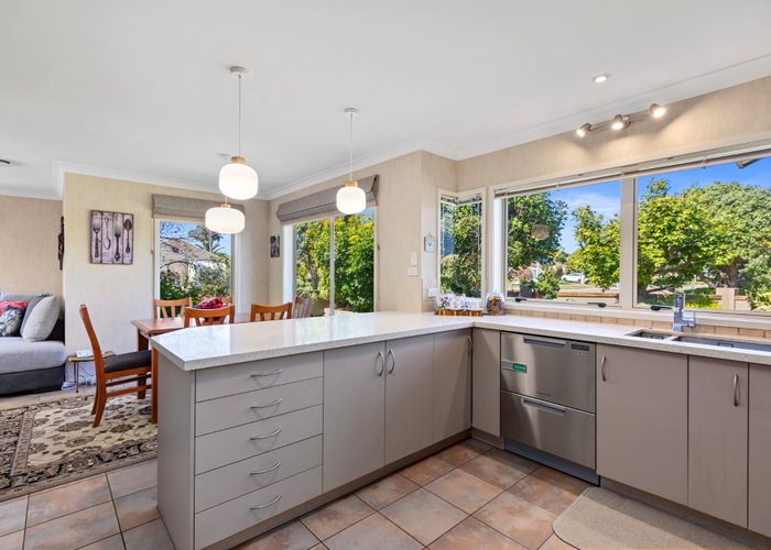  at 2 Aranui Drive, Papamoa Beach, Papamoa
