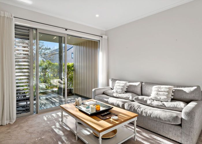  at 11/2 Warrant Officer Lane, Hobsonville, Waitakere City, Auckland