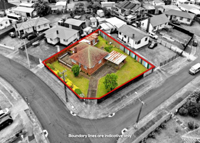  at 8 Wroughton Crescent, Otara, Auckland