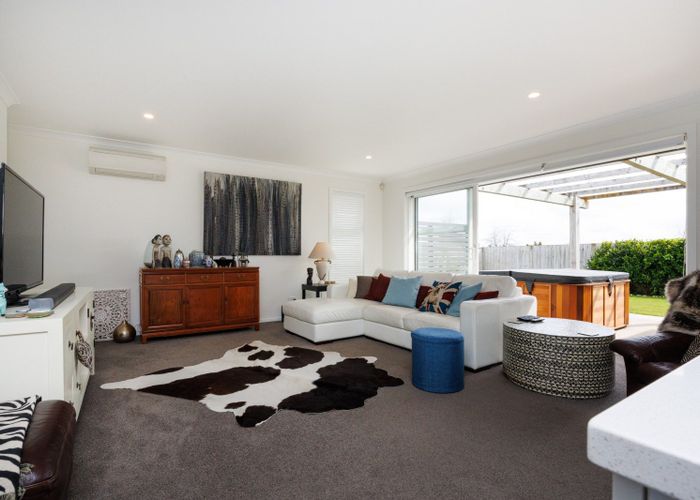  at 25 Dogwood Way, Milson, Palmerston North