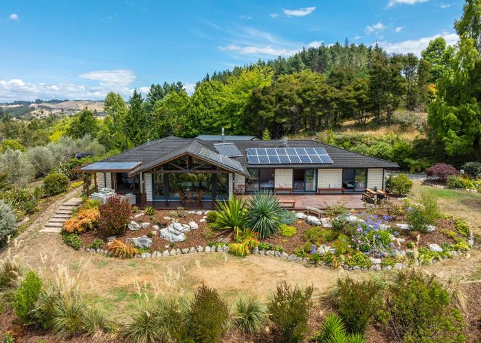  at 4 Bronte Road East, Bronte