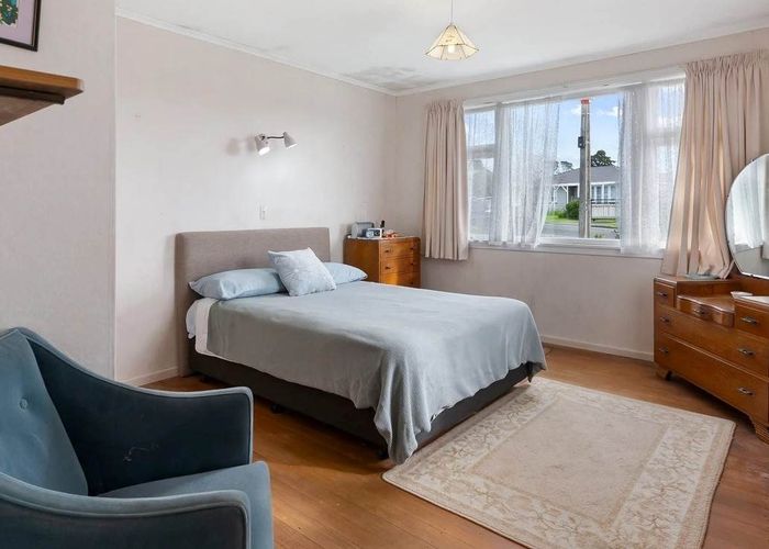  at 18 Ambler Avenue, Glen Eden, Waitakere City, Auckland