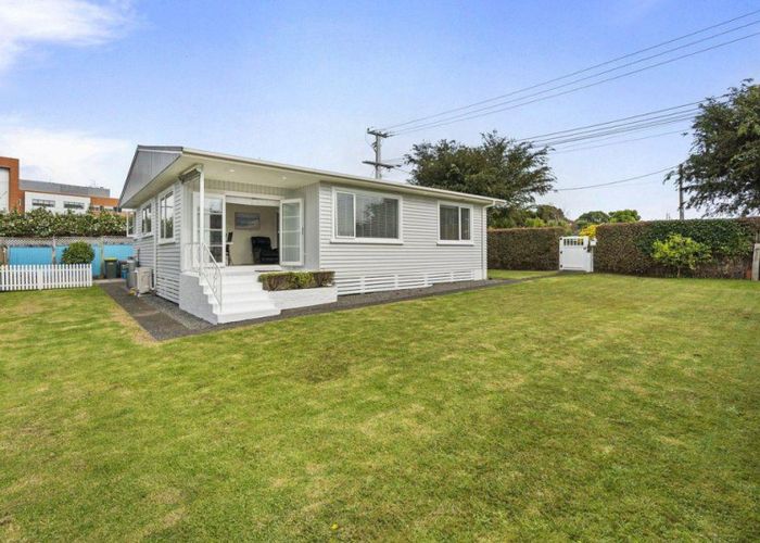  at 51 Lyn Street, Lynmouth, New Plymouth