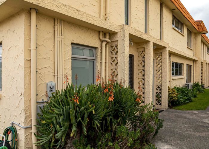  at 4/271 Tamaki Drive, Kohimarama, Auckland City, Auckland