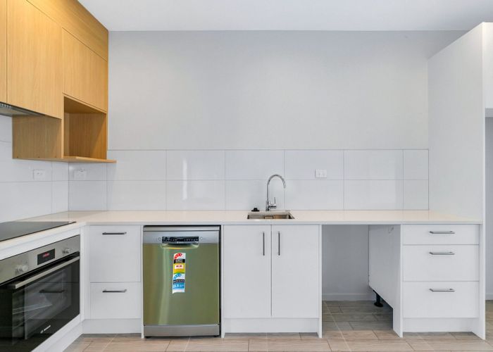  at 2/22 Fitzgerald Road, Mount Wellington, Auckland City, Auckland