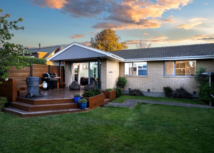  at 2/174B Grimseys Road, Redwood, Christchurch City, Canterbury