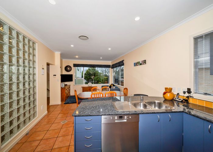  at 8 Barrett Street, Westown, New Plymouth