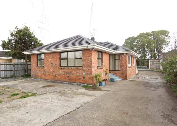  at 32 Harwood Crescent, Otara, Auckland