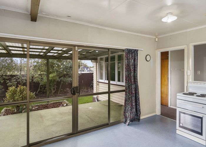  at 8 Palmerston Street, Awahuri