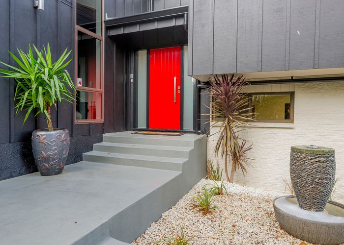 at 7 Kew Grove, Raumati Beach, Paraparaumu