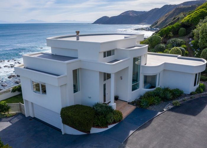  at 71 High Street, Island Bay, Wellington