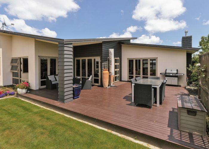  at 48 Rodeo Drive, Kelvin Grove, Palmerston North