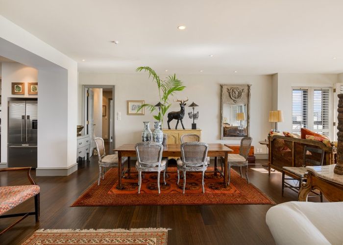  at 24/8 Basque Road, Eden Terrace, Auckland