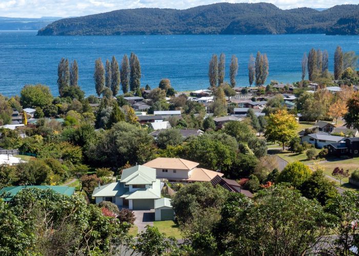  at 3 Boojum Dell, Kinloch, Taupō