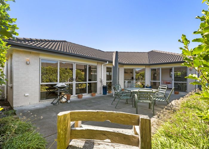  at 44 Gibson Place, Papamoa, Tauranga, Bay Of Plenty