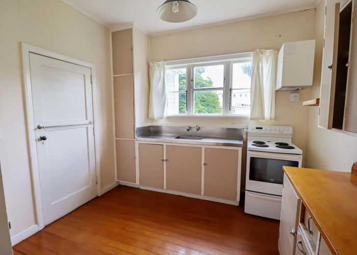  at 5 Purser Grove, Fairfield, Lower Hutt, Wellington