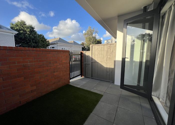  at 77A/124  Taylors Road, Mount Albert, Auckland City, Auckland