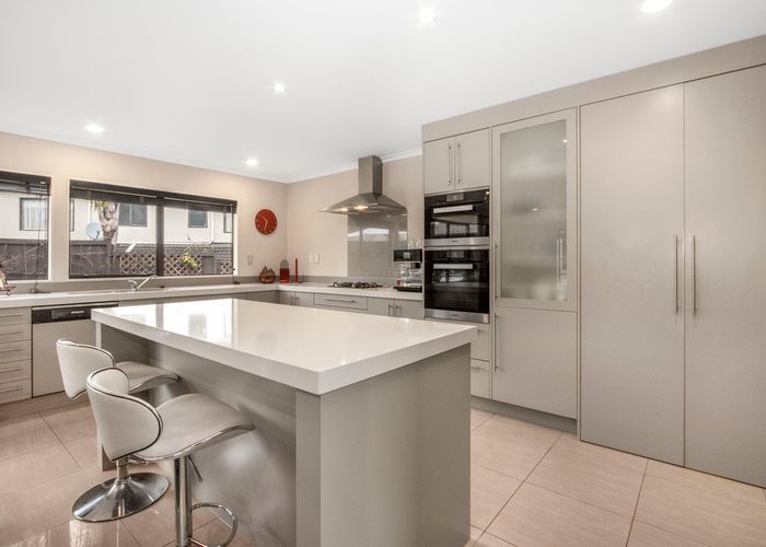  at 122 Cyril French Drive, Flat Bush, Auckland