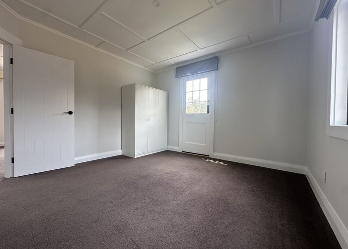  at 76 Wharf Rd, Te Atatu Peninsula, Waitakere City, Auckland