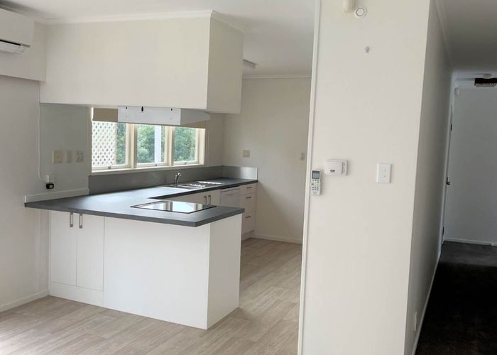  at 16 Simkin Avenue, Saint Johns, Auckland City, Auckland