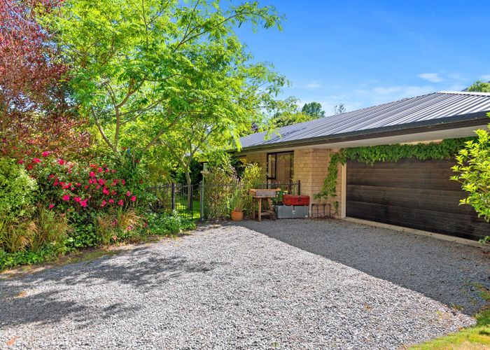  at 17 Monalua Avenue, Purau, Diamond Harbour