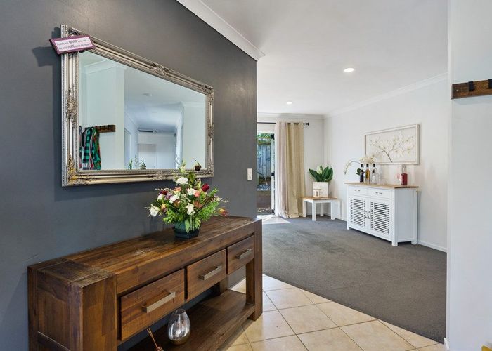  at 17 Ashleigh Way, Waikanae Beach, Waikanae