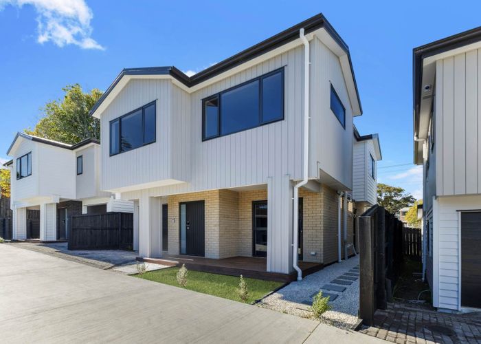  at Lot 3 /142 Great South Road, Manurewa, Manukau City, Auckland