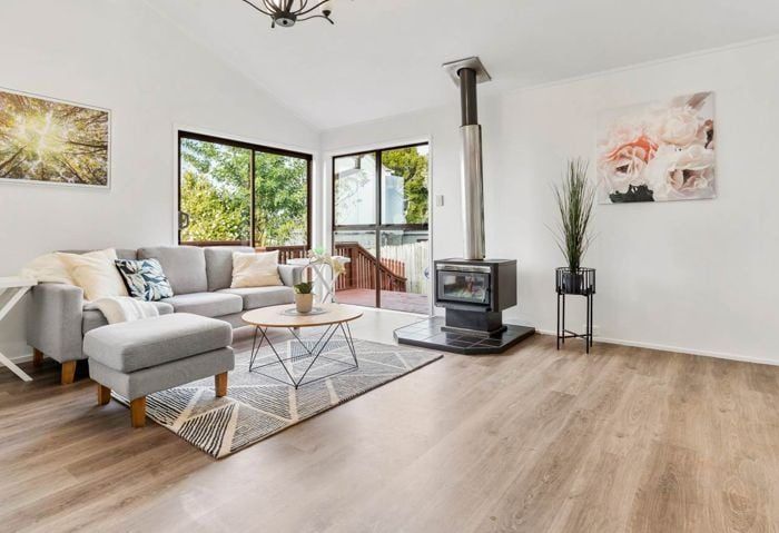  at 74B Ayton Drive, Totara Vale, Auckland
