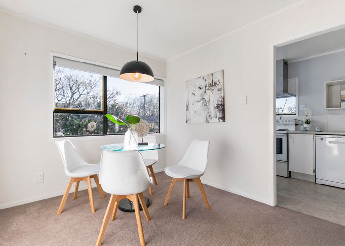  at 4/34 Wedgwood Avenue, Mangere East, Auckland