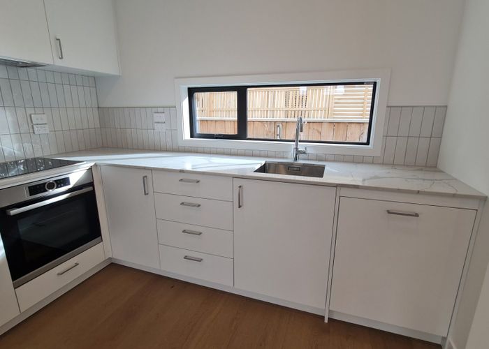  at 12/323 Riverside Drive, Waterloo, Lower Hutt, Wellington