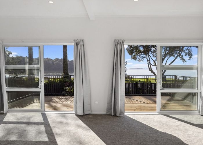  at 2 Western Road, Laingholm, Waitakere City, Auckland