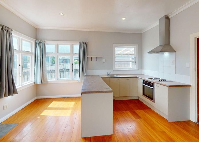  at 28 Knowles Street, Terrace End, Palmerston North, Manawatu / Whanganui