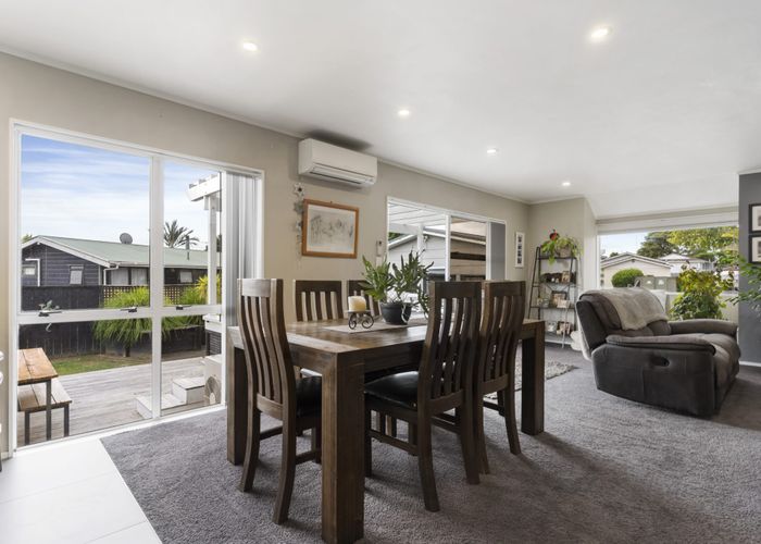  at 148 Carnoustie Drive, Wattle Downs, Auckland