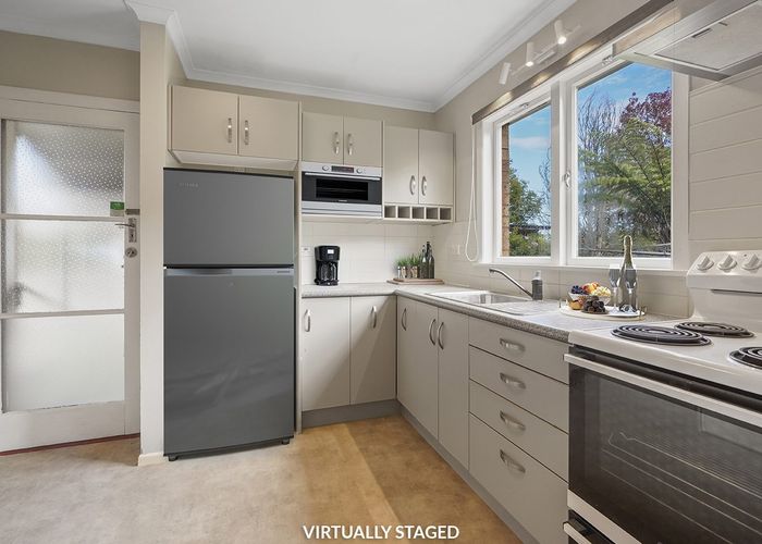  at 17B Tomin Road, Glenview, Hamilton