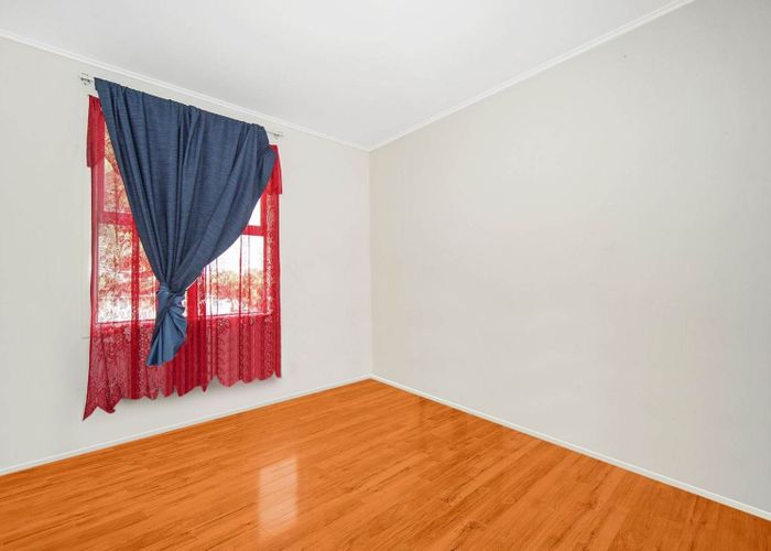  at 80 Fisher Crescent, Otara, Manukau City, Auckland
